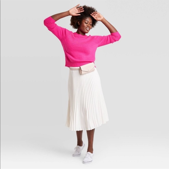 NWT Sweater - Picture 3 of 7